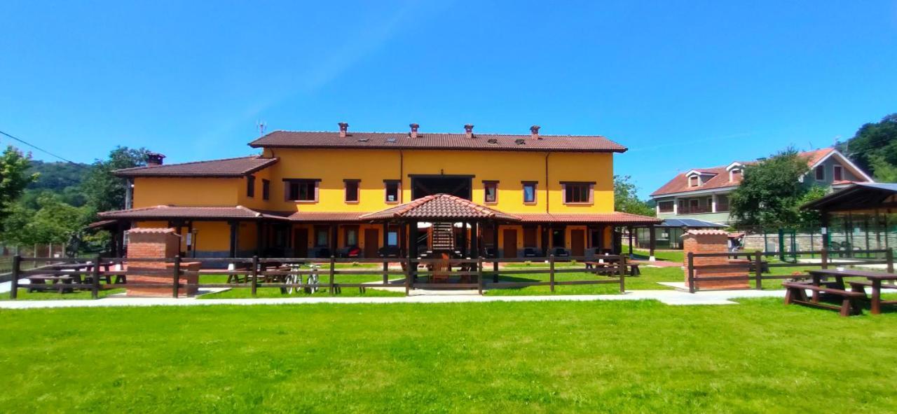 Apartamentos El Castaneu Корао Экстерьер фото