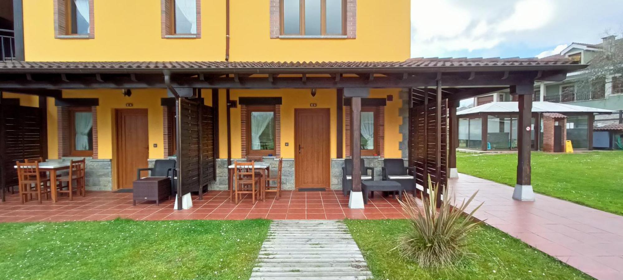 Apartamentos El Castaneu Корао Экстерьер фото