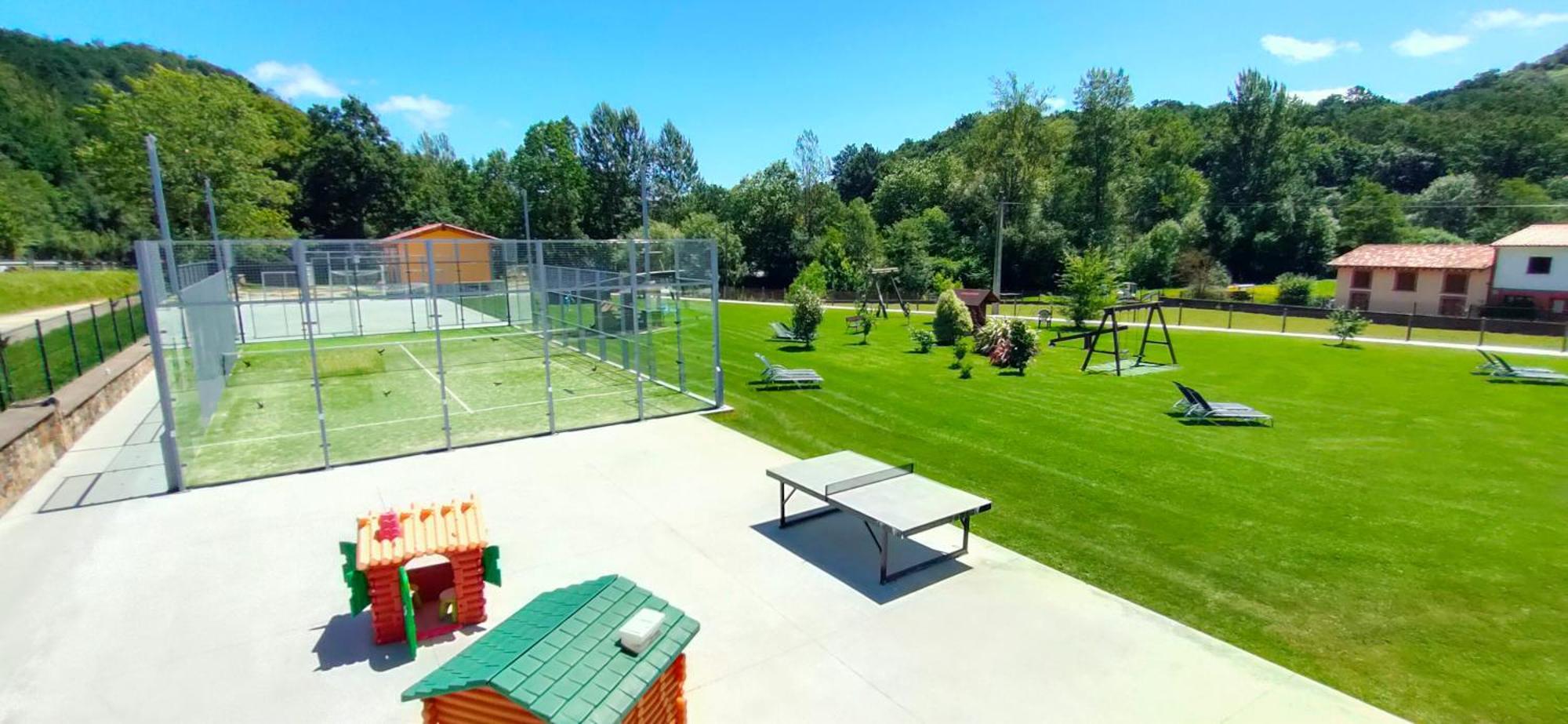 Apartamentos El Castaneu Корао Экстерьер фото