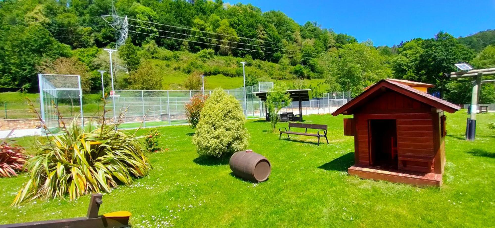 Apartamentos El Castaneu Корао Экстерьер фото